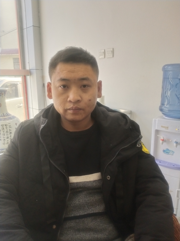 瞿波的第一张照片--武汉认干亲服务网