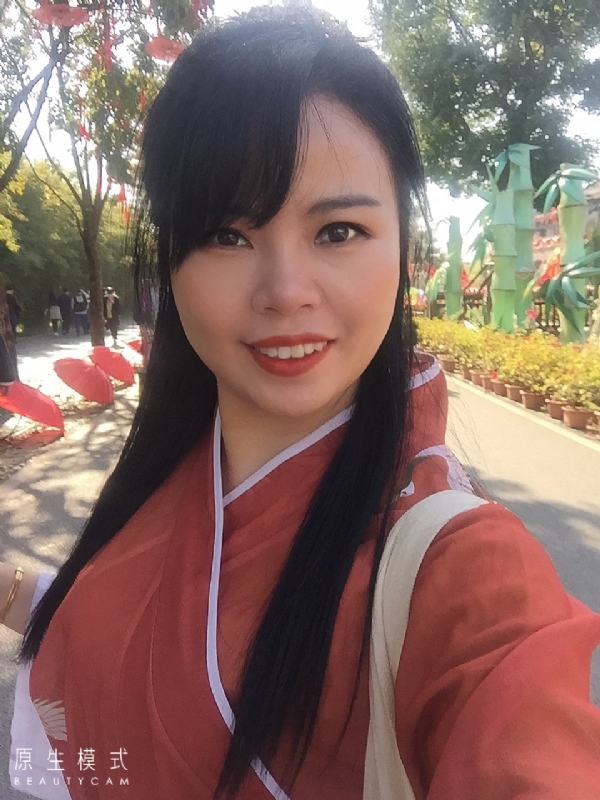 妮妮的第一张照片--武汉认干亲服务网